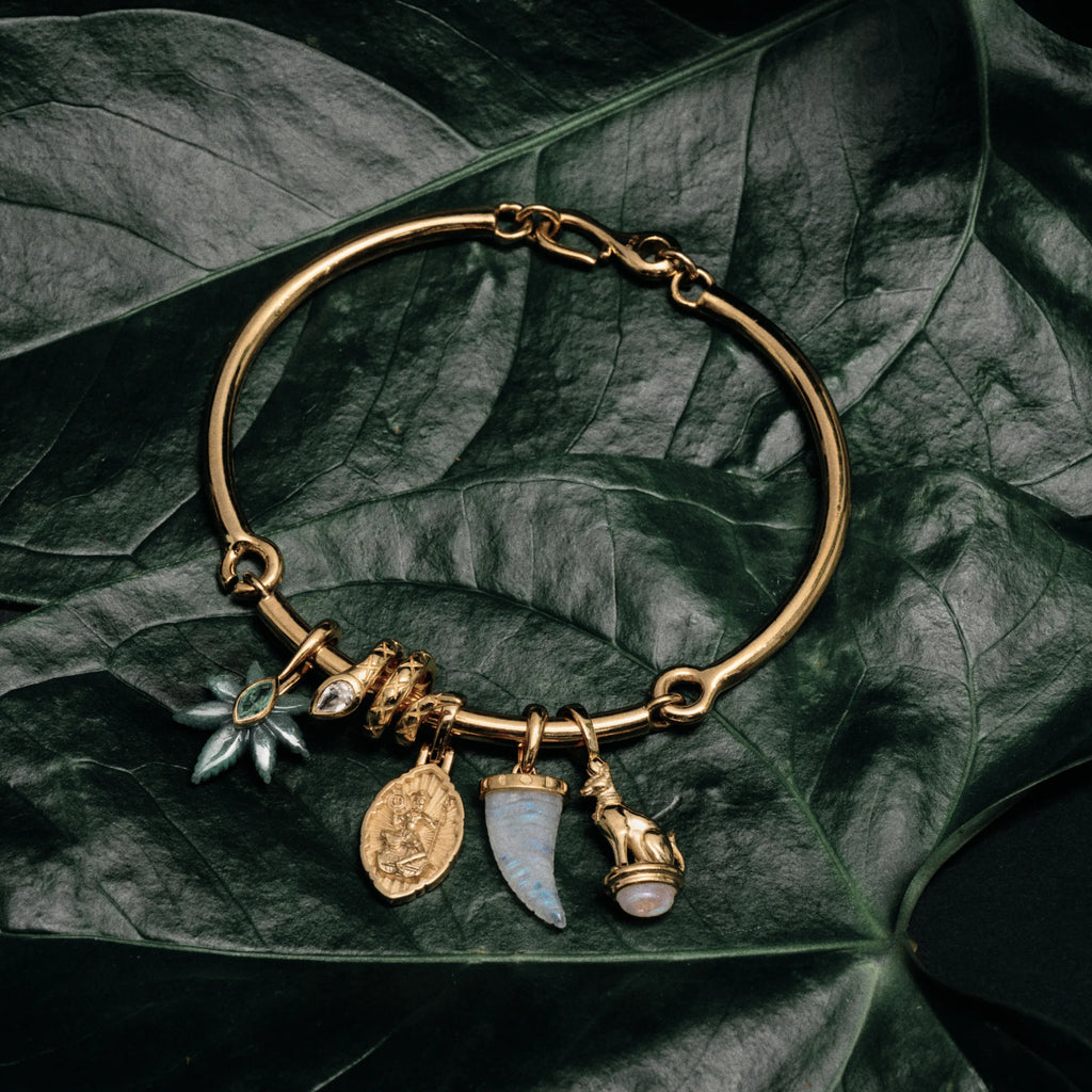 Calafia Pendant