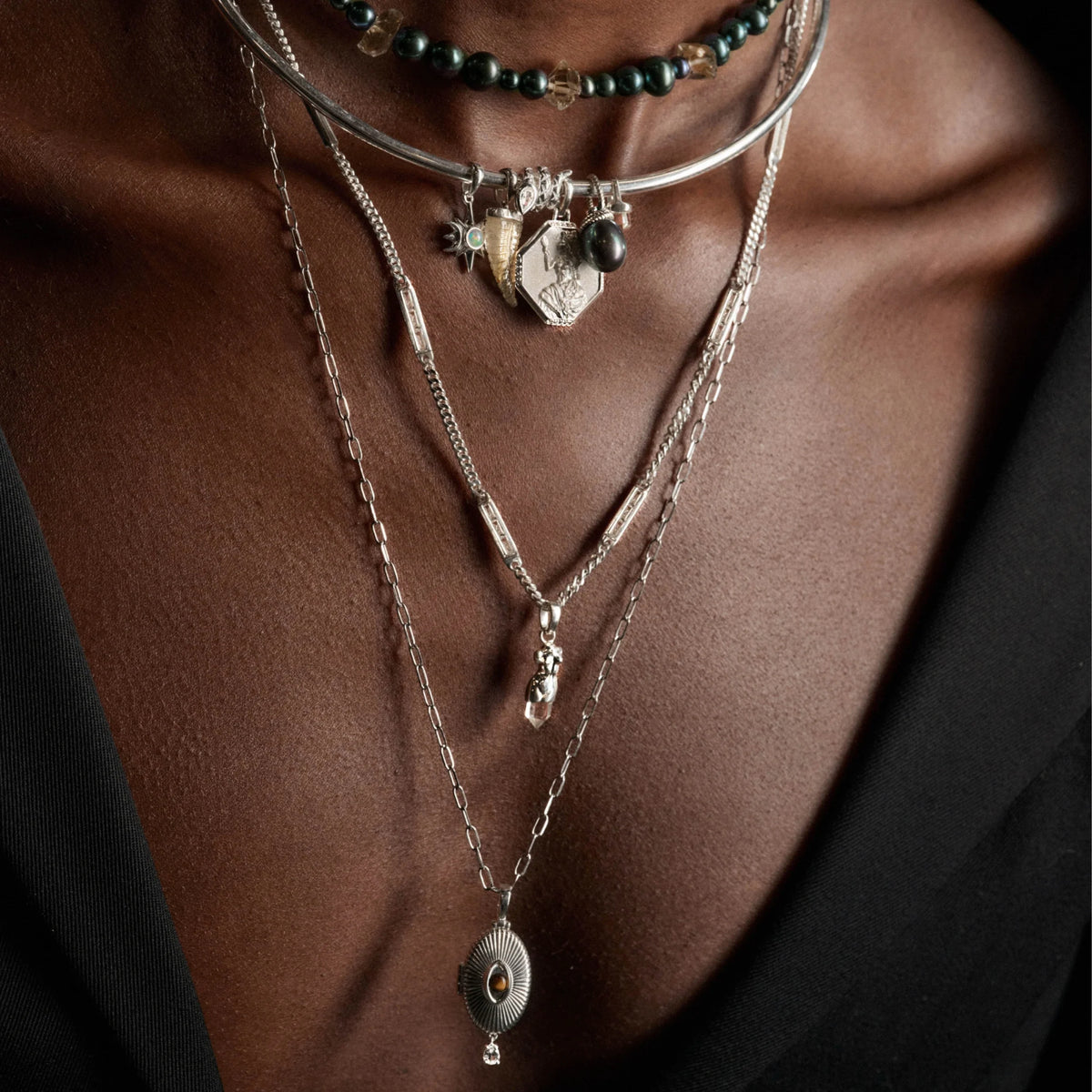 Classical Bust Pendant Necklace