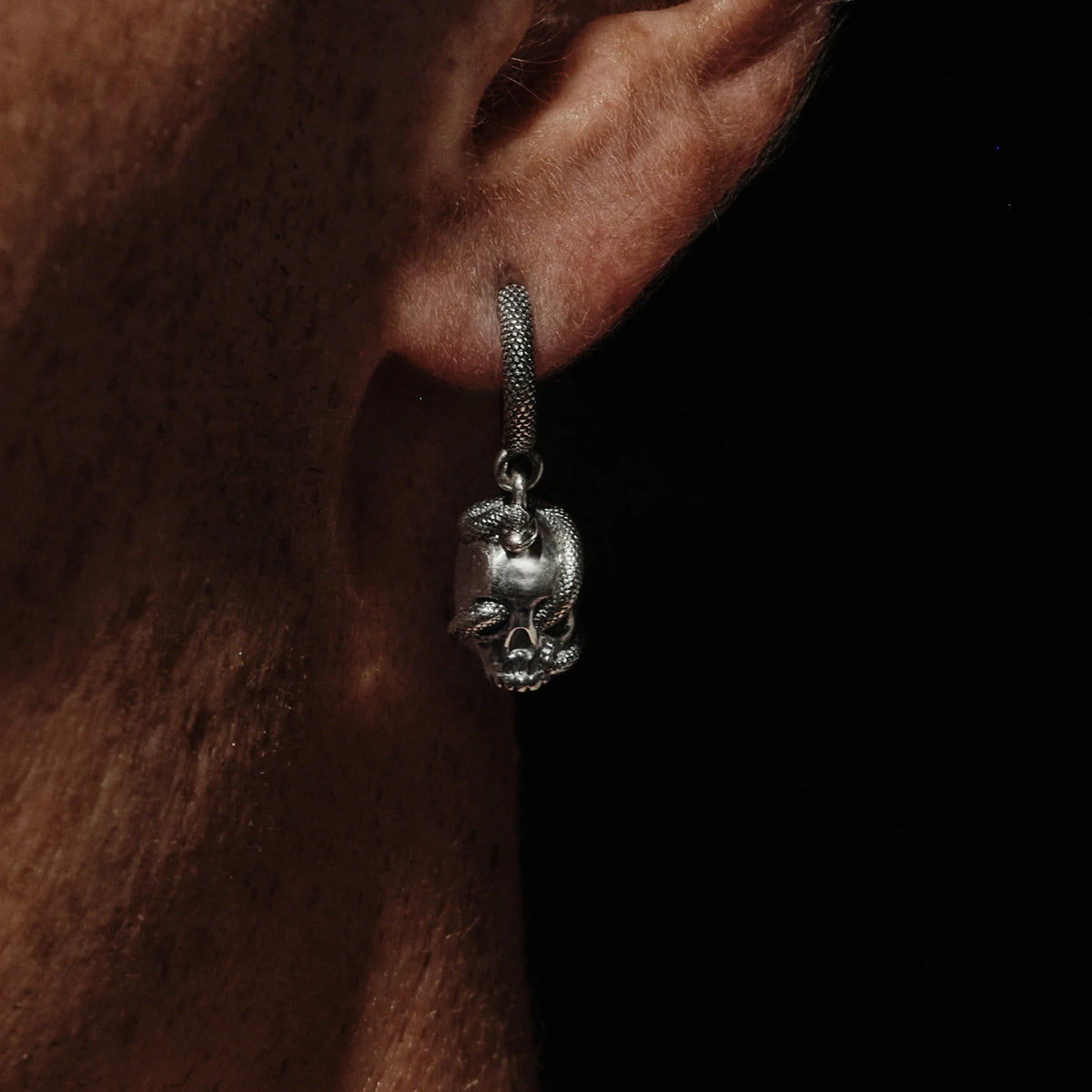 Serpent Skull Huggie