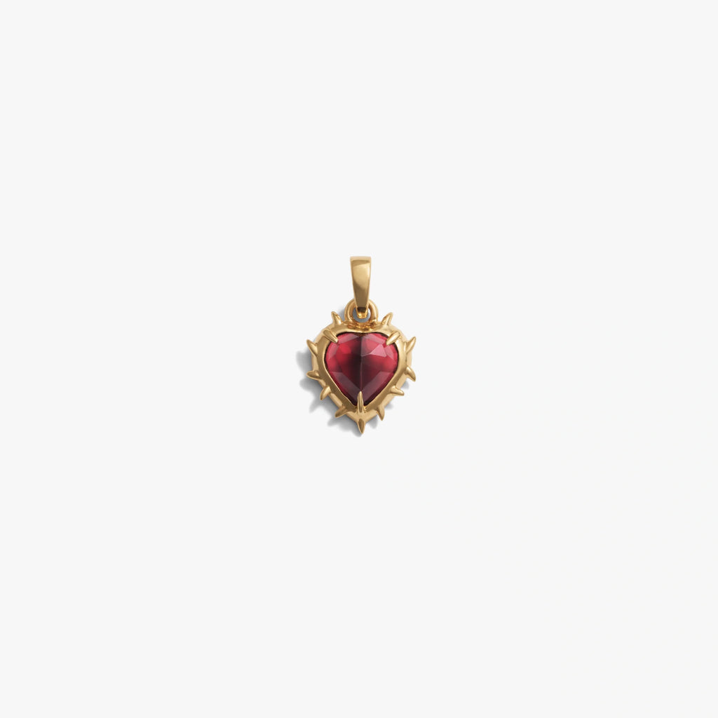 Heart of Thorns Amulet