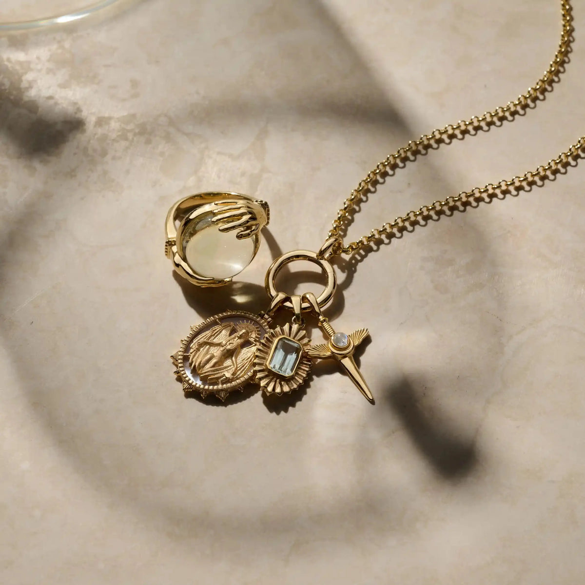 Flying Dagger Amulet