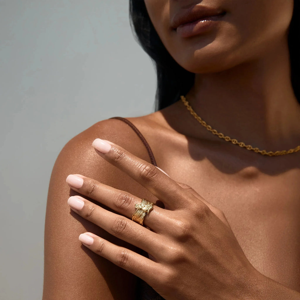 Isis Ring